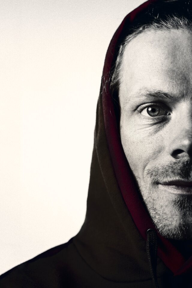 The shape of the smile hood