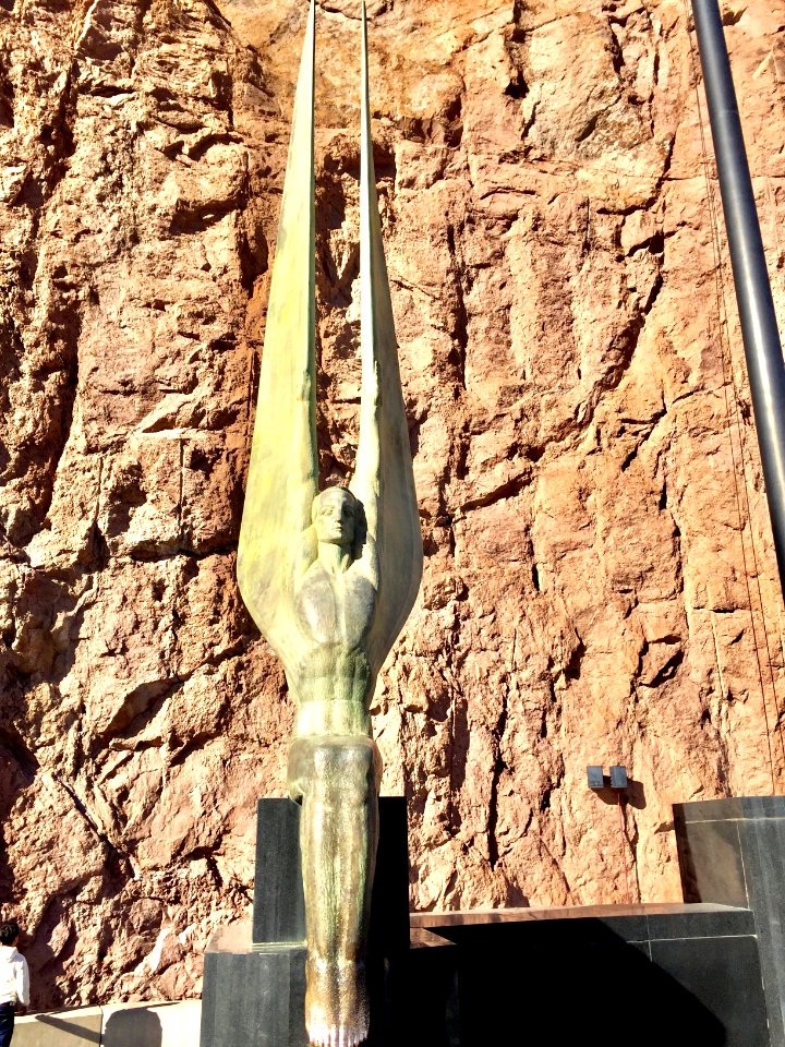 Statue, Hoover Dam, NV-AZ 