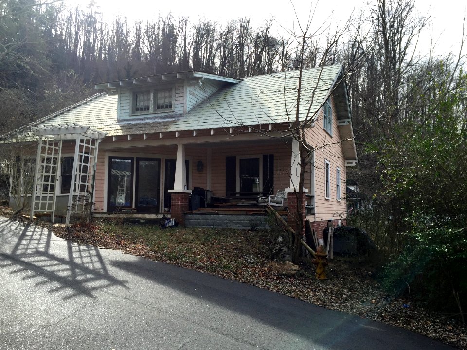 Side-Gable Bungalow, Sylva, NC 
