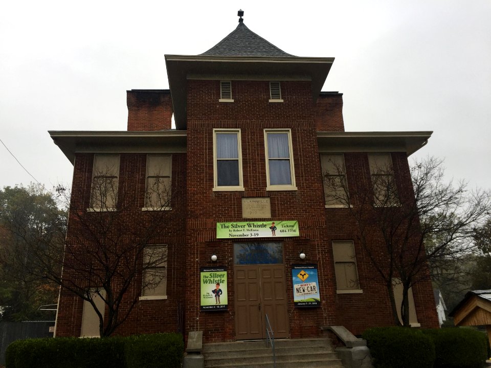 Old Plainville School, Plainville, OH 