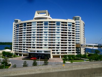 Bay Lake Tower, Lake Buena Vista, FL photo