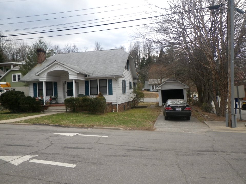 Colonial Revival Cottage, Sylva, NC 