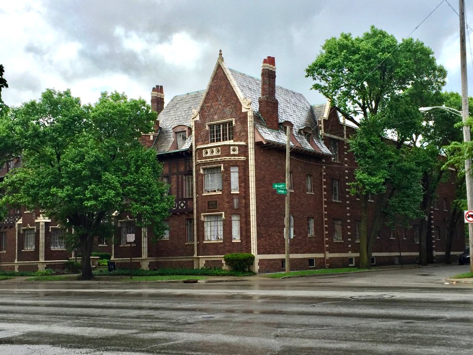 E Broad Street, Olde Towne East, Columbus, OH 