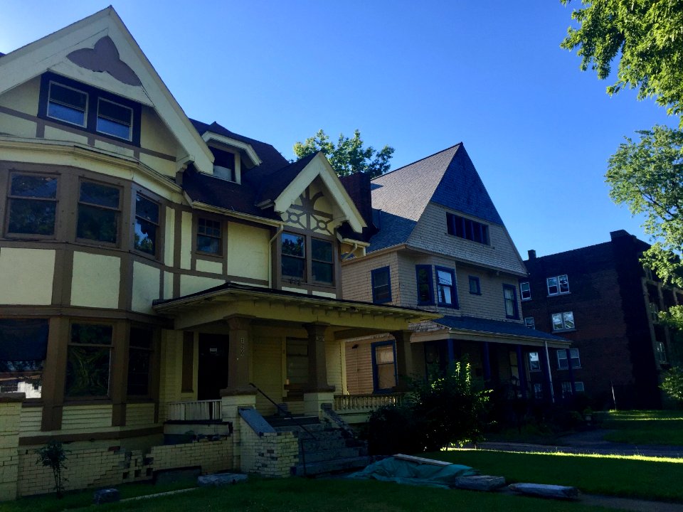 East 75th Street, Midtown, Cleveland, OH 