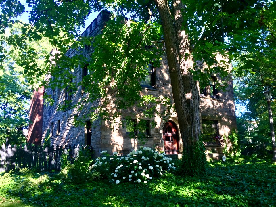 East 75th Street, Midtown, Cleveland, OH 