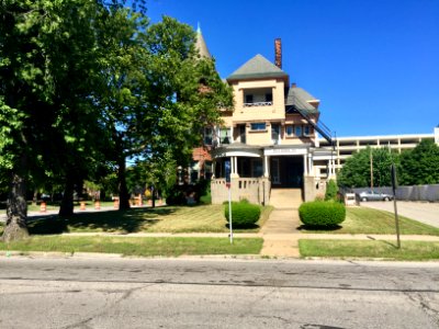 East 89th Street, Midtown, Cleveland, OH 