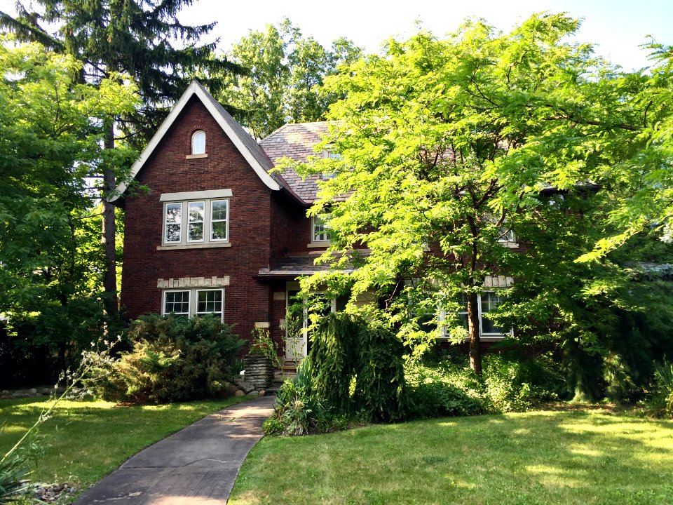 Edgehill Road, Coventry Village, Cleveland Heights, OH 