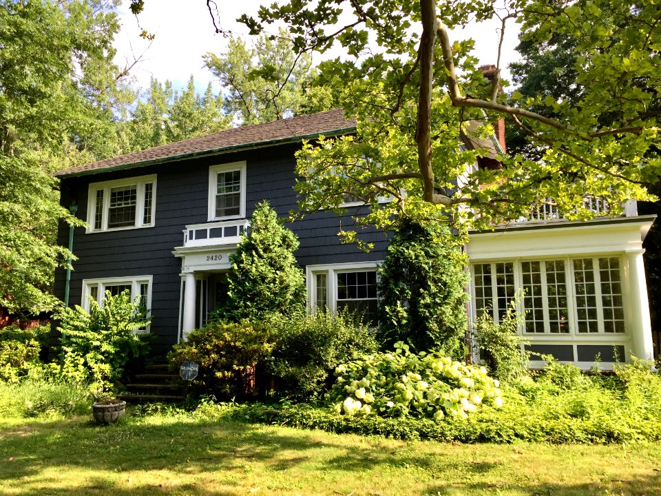 Edgehill Road, Coventry Village, Cleveland Heights, OH 