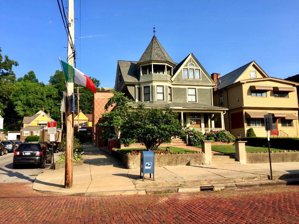 Murray Hill Road, Little Italy, Cleveland, OH 