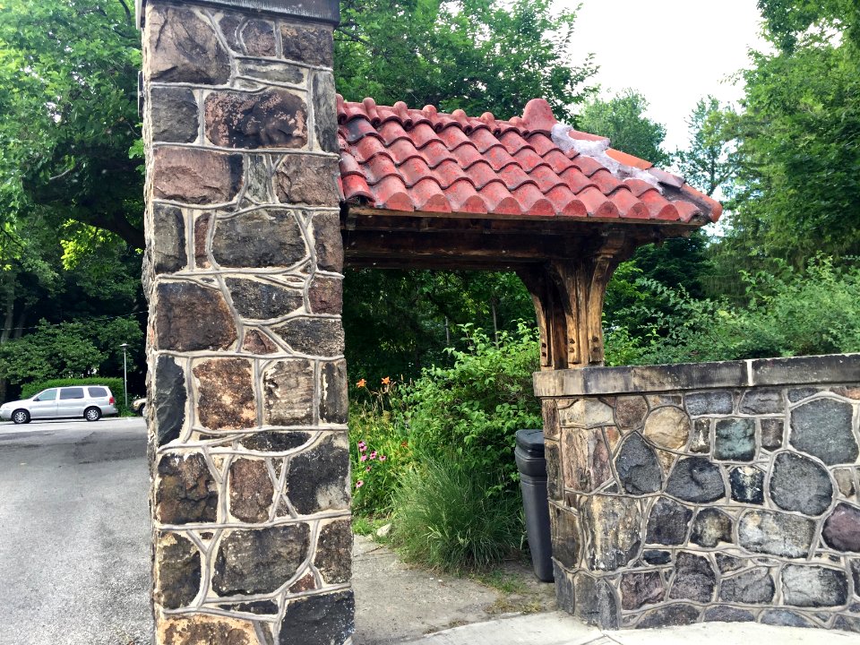 Villa Beach Gate, North Collinwood, Cleveland, OH 