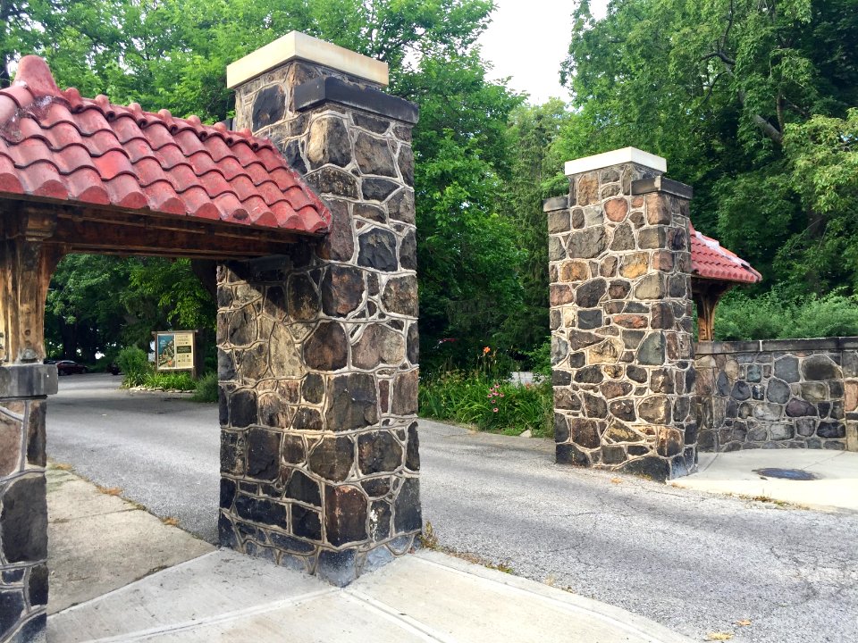 Villa Beach Gate, North Collinwood, Cleveland, OH 