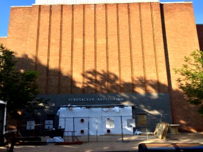 Strosacker Auditorium, Case Western Reserve University, Cl… 
