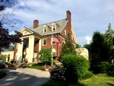 Linsalata Alumni Center, Case Western Reserve University, … 