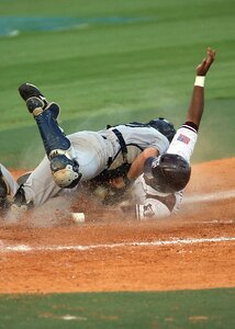 Competition play baseball player