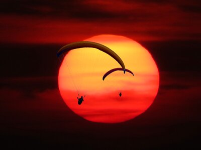 Parachute glider paraglider photo