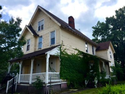 East 46th Street, Central, Cleveland, OH 