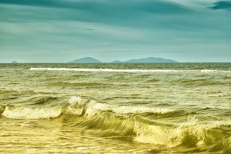 Ocean blue wave photo