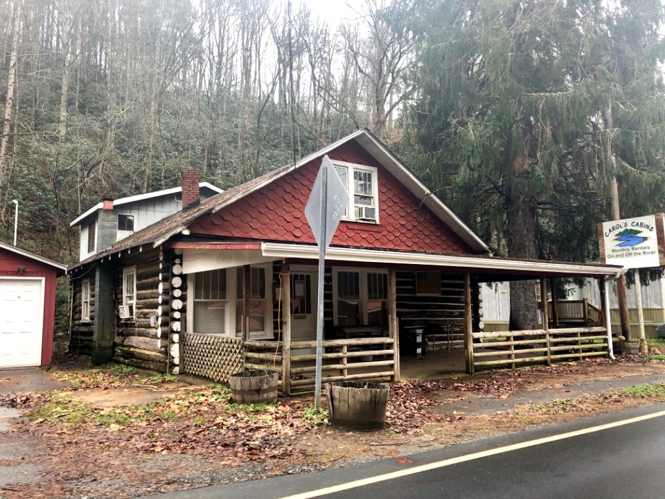 Carol's Cabins, Dillsboro, NC 