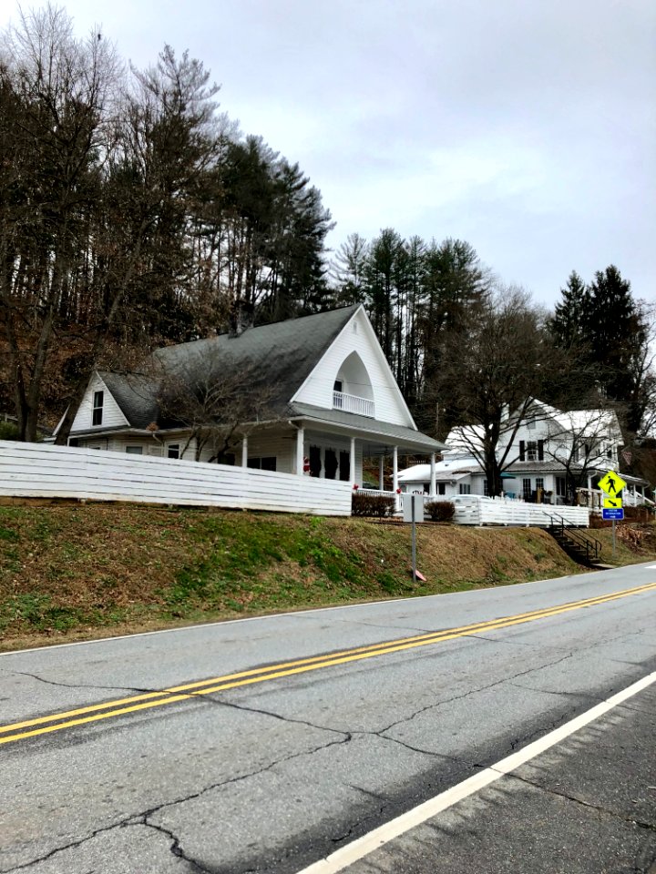 The Pebble Dash House, Dillsboro, NC 