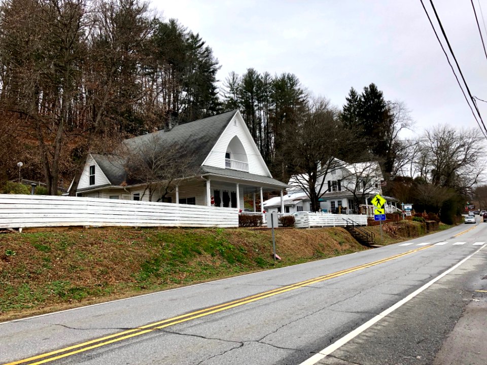 The Pebble Dash House, Dillsboro, NC 