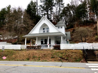 The Pebble Dash House, Dillsboro, NC 