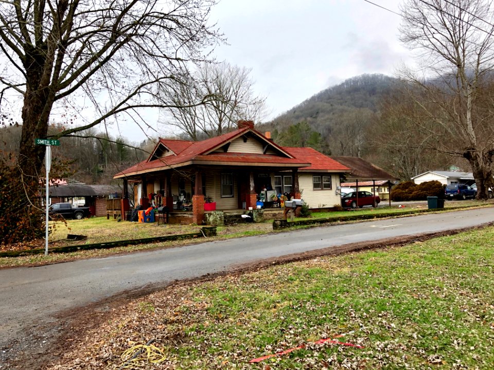 Chipper Curve Road, Sylva, NC 