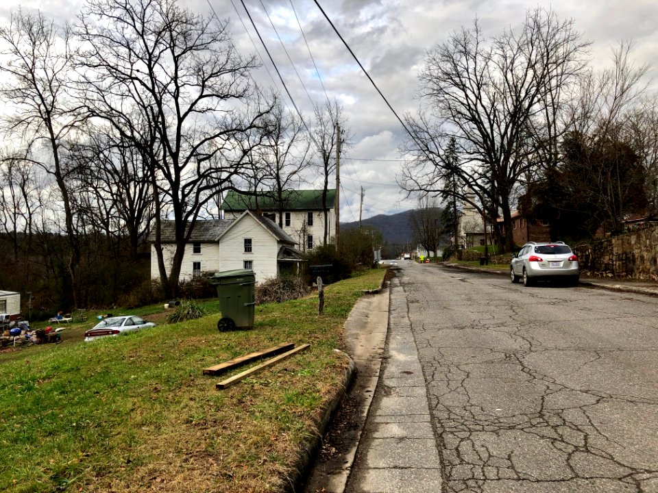 South Main Street, Robbinsville, NC 