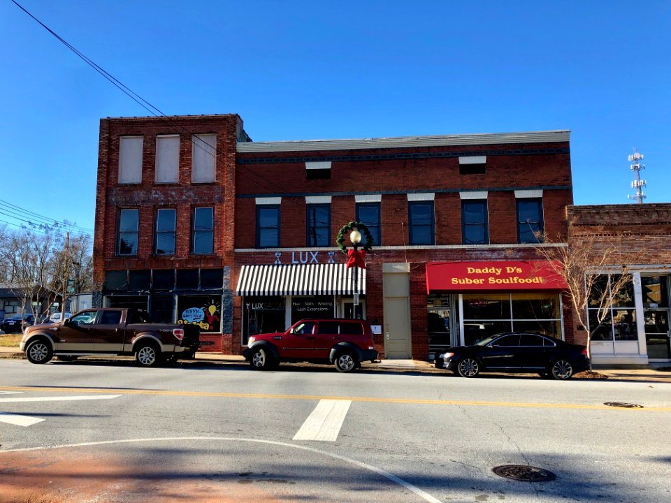 7th Avenue East, Hendersonville, NC 