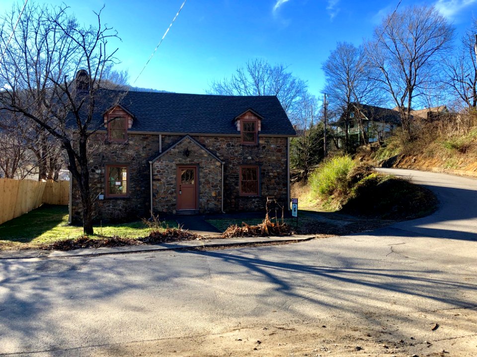 North Spring Street, Hot Springs, NC 