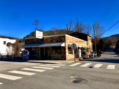 Gentry Hardware, Hot Springs, NC 