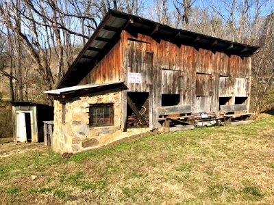 Outbuilding, Monteith Farmstead, Dillsboro, NC 