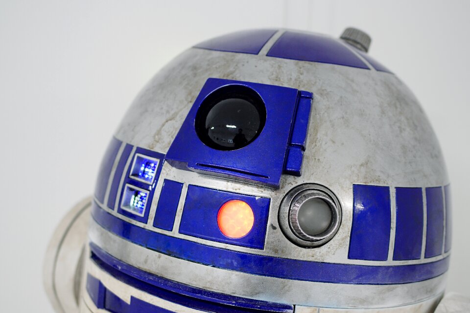 Movies log support r2d2