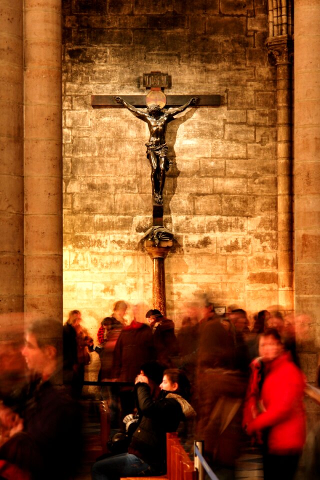 Detail interior cross