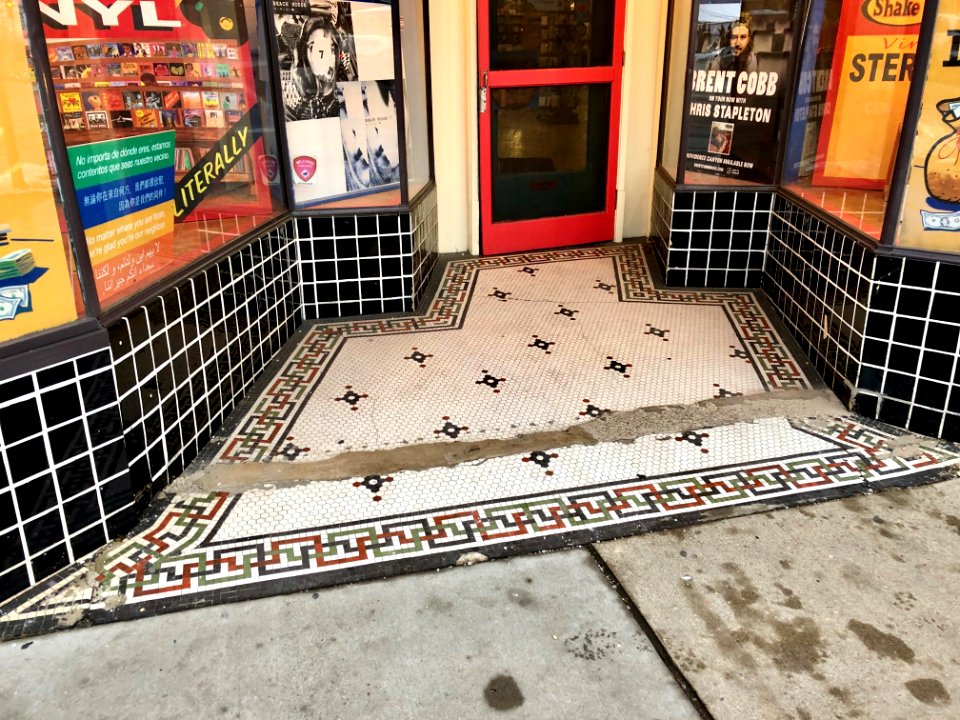Hamilton Avenue, Northside, Cincinnati, OH 