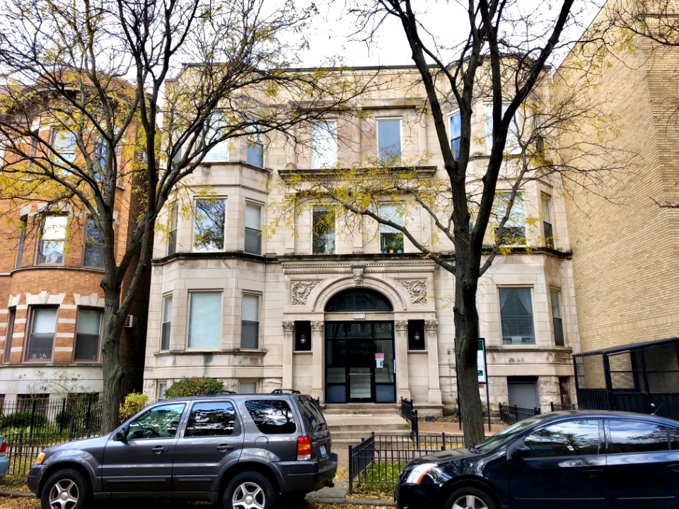 West Roscoe Street, Lakeview East, Chicago, IL 