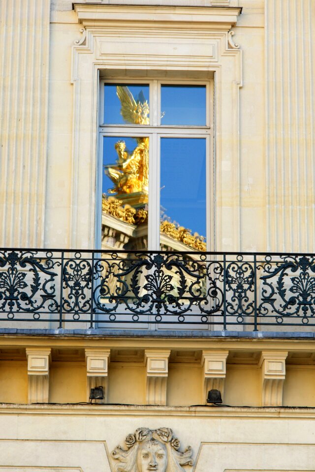 France building ornament
