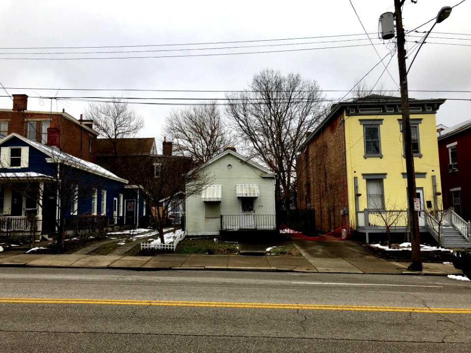 Kirby Avenue, Northside, Cincinnati, OH 