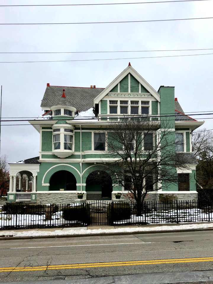 Hamilton Avenue, Northside, Cincinnati, OH 
