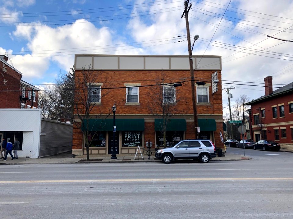 Madison Road, Oakley, Cincinnati, OH 