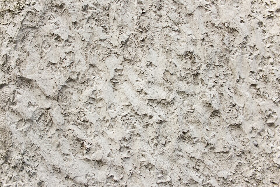 Cement pattern rock