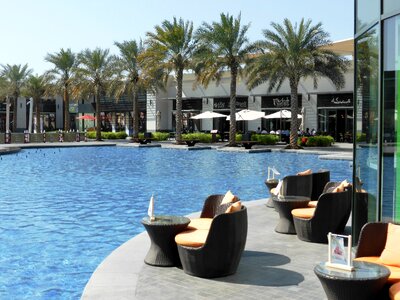 Shopping luxury chic