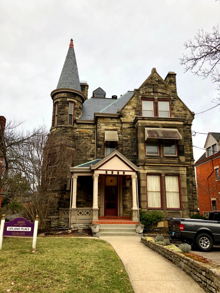 William Graveson House, Upland Place, East Walnut Hills, C… 