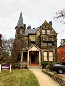 William Graveson House, Upland Place, East Walnut Hills, C… 