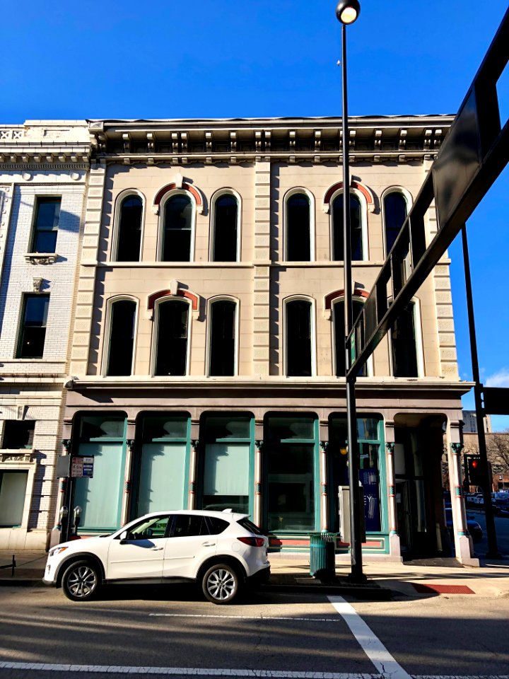 4th Street, Cincinnati, OH 