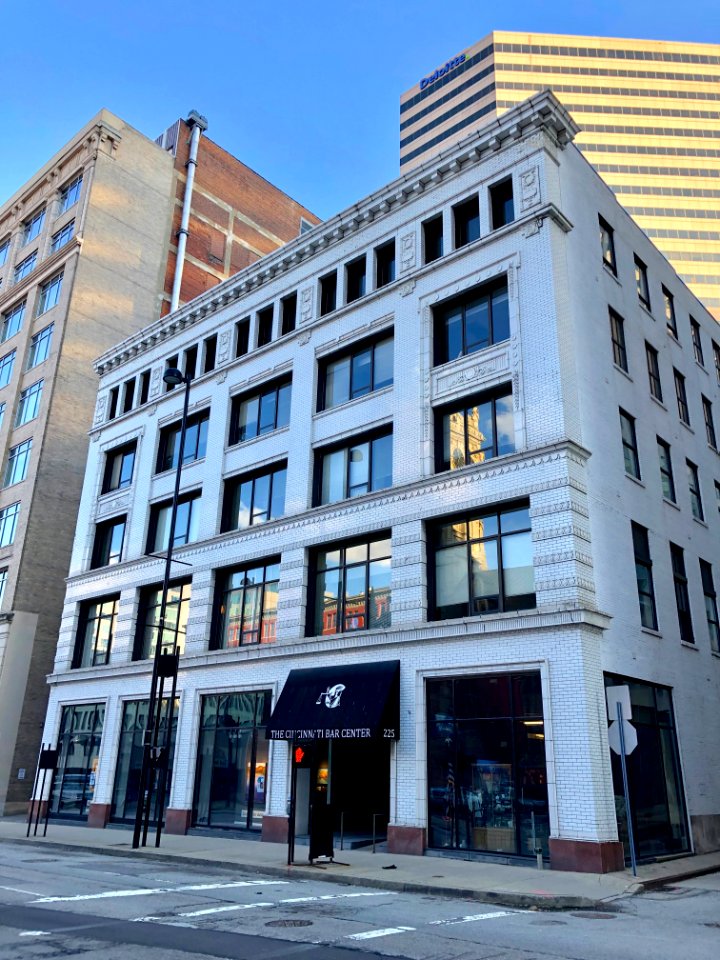 6th Street, Cincinnati, OH 