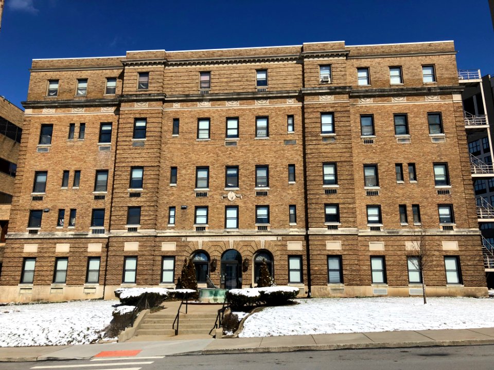 Holmes Hall, University of Cincinnati, Corryville, Cincinn… 