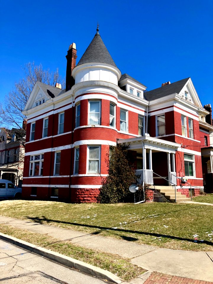 Oak Street, Walnut Hills, Cincinnati, OH 