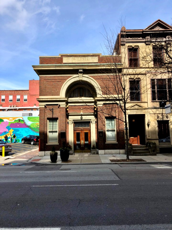 Schaefer & Busby Funeral Home, Cincinnati, OH 