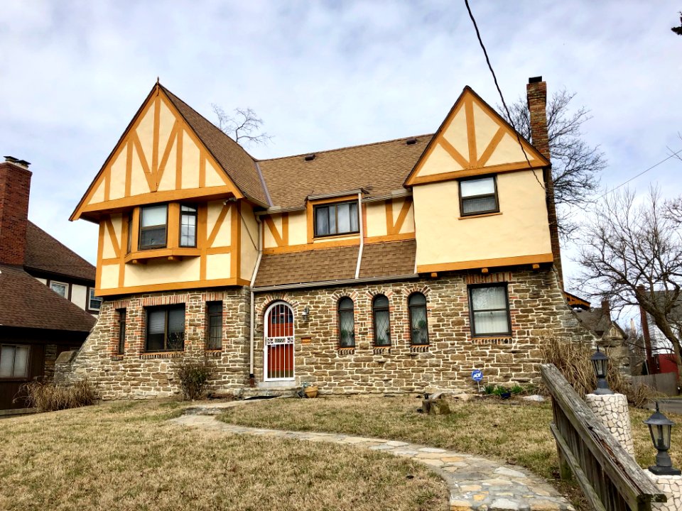 Egan Hills Drive, Paddock Hills, Cincinnati, OH 