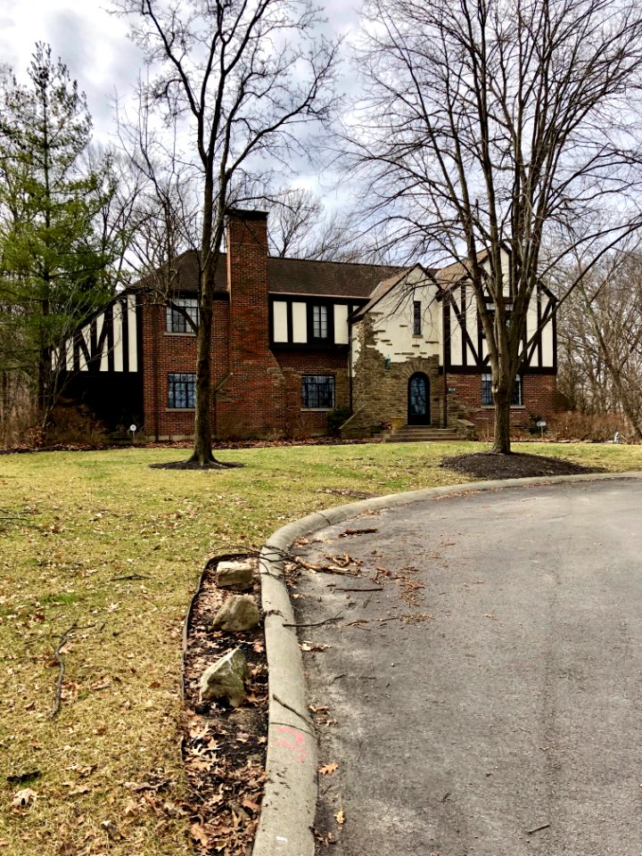 Egan Hills Drive, Paddock Hills, Cincinnati, OH 